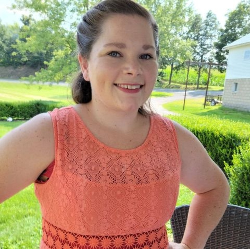 Meet your Posher, Maria